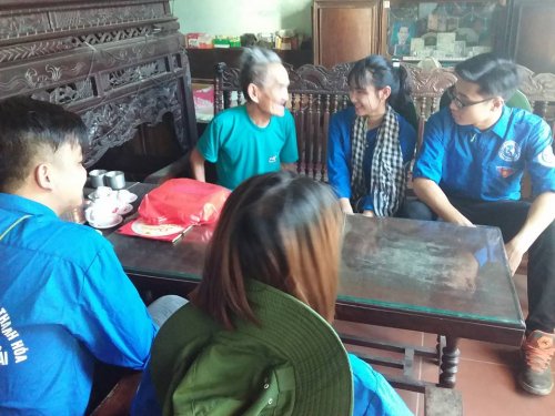 trường đại học giao th&ocirc;ng vận tải thuc hien mua he xanh tai xa ha phu 3.jpg